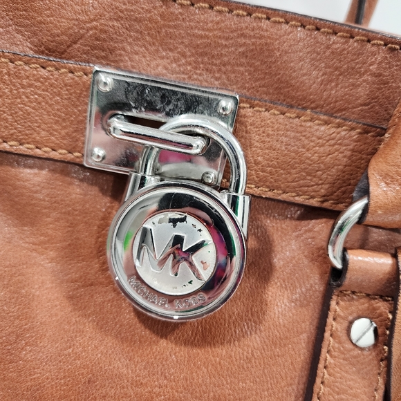 MICHAEL KORS DOUBLE STRAP BAG - Picture 6 of 9